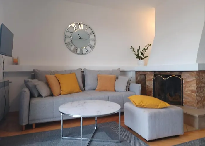 & Bedroom D&m2 *