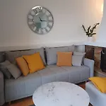& Bedroom D&m2 Μακάρσκα