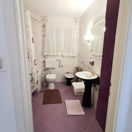 & Bedroom D&m2 * Μακάρσκα