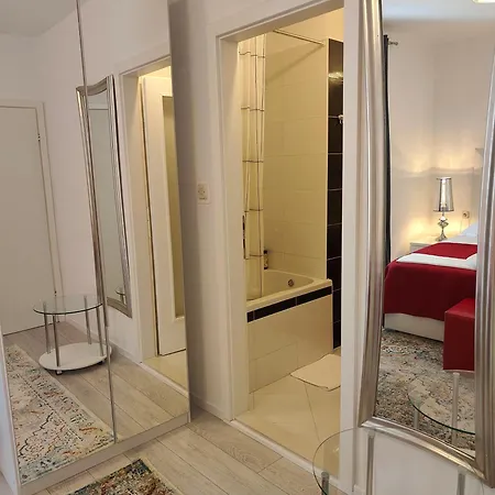 Apartman & Bedroom D&m2 Makarska