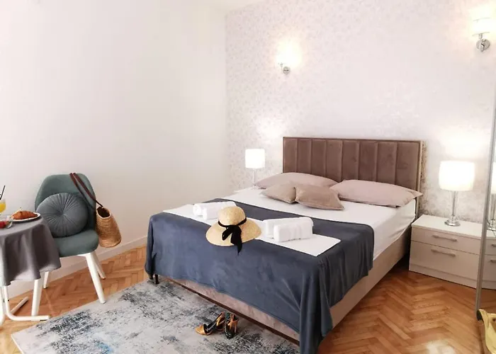 & Bedroom D&m2