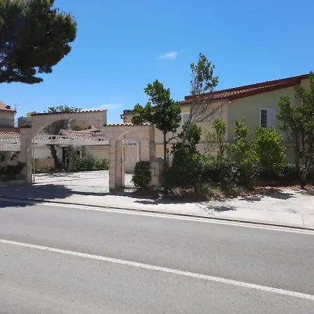 Apartment & Bedroom D&m2 Makarska
